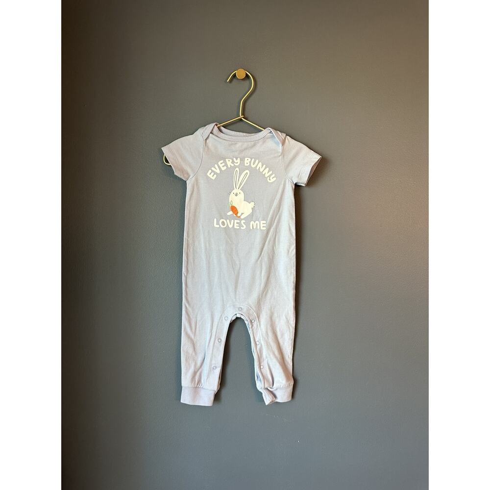 Every Bunny Loves Me‎ Romper